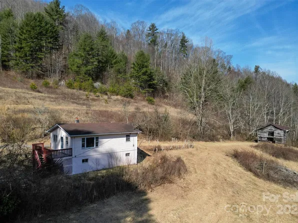 10999 Rush Fork Rd, Clyde, NC 28721