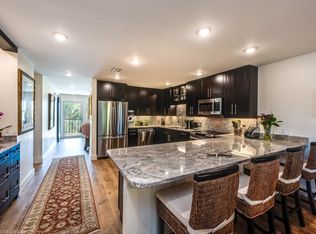 825 Ketch Dr APT 301, Naples, FL 34103