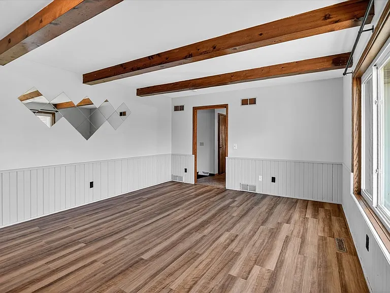 1014 N Westfield Rd — Photo 13