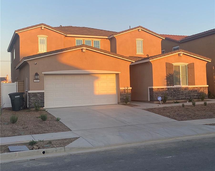 1st image of 1808 Tapaderos St