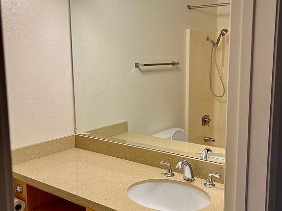 3rd image of 642 Via Casitas