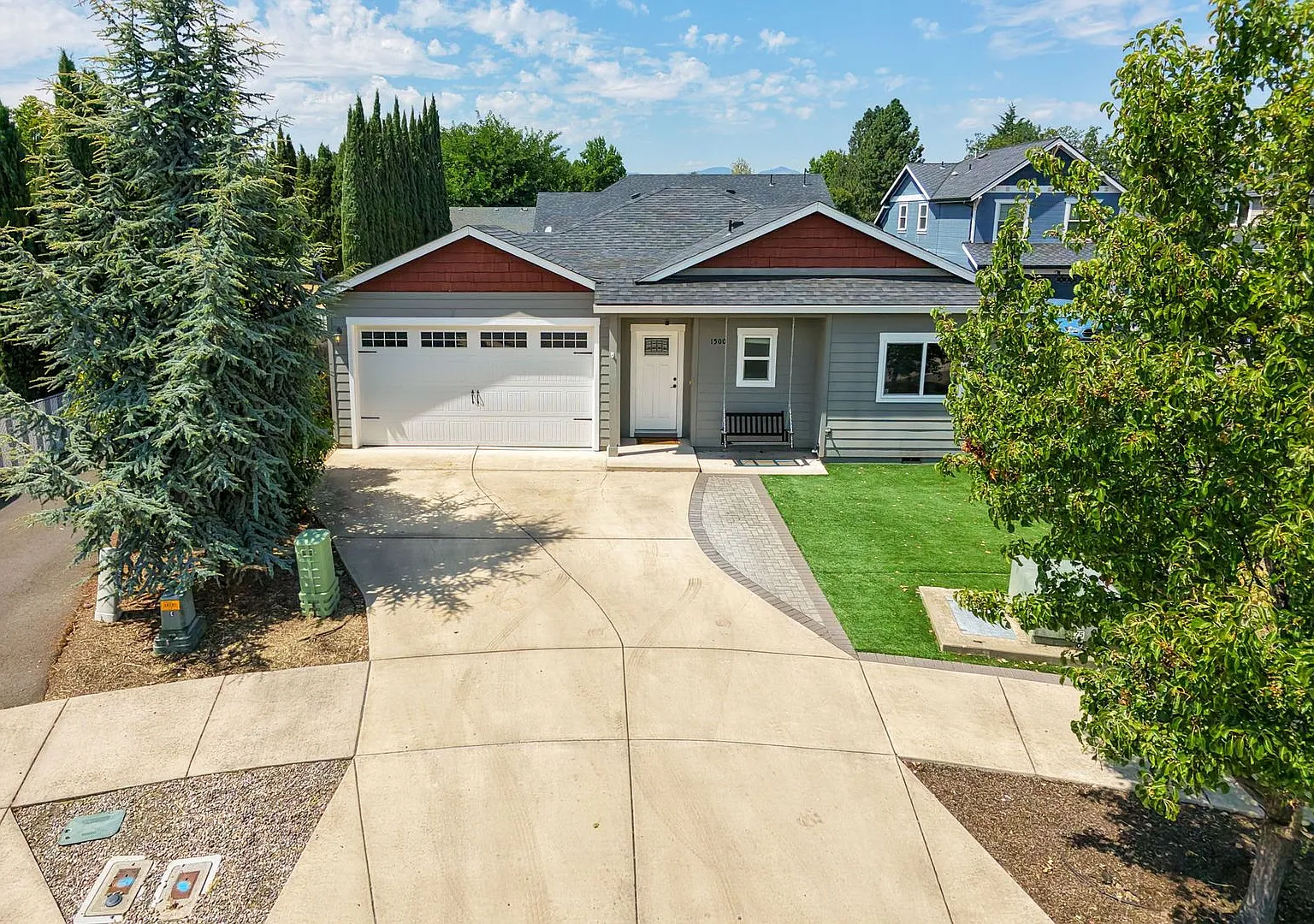 Newer 3 Bedroom 2 Bathroom Home in a Nice Neighborhood — Photo 1