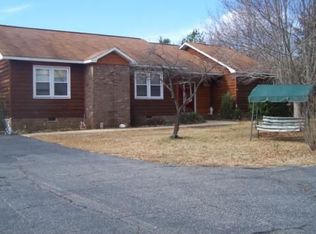 1060 Wilkins Rd, Inman, SC 29349