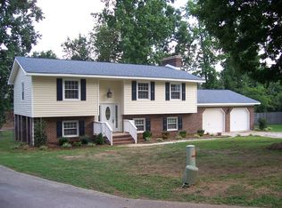 107 Autumn Ct, Roanoke Rapids, NC 27870