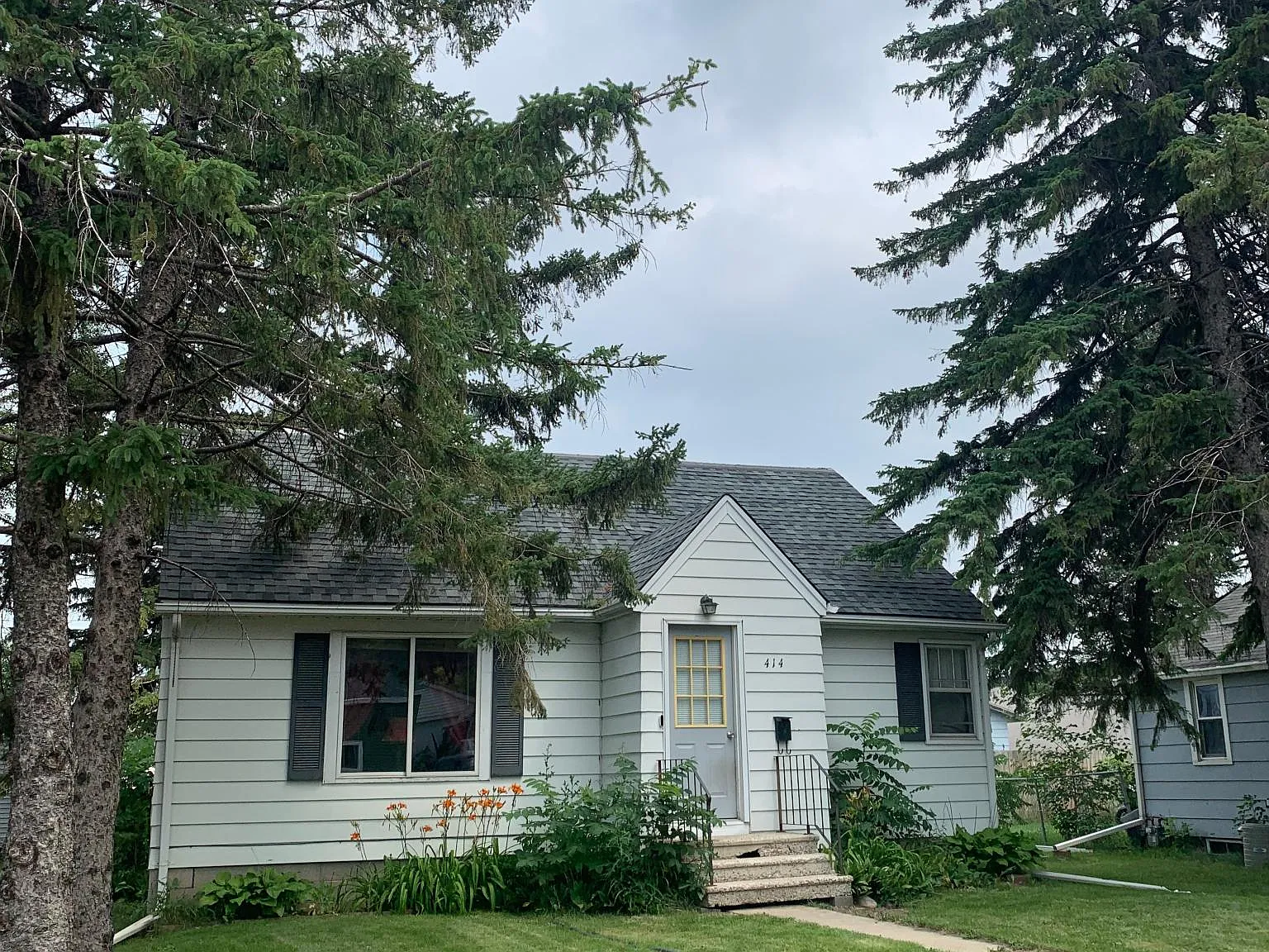 414 Belle Ave — Photo 1