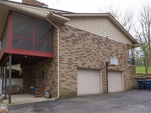 3rd image of 3072 Overridge Dr