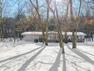 E1875 Melody Ln, Waupaca, WI, 54981