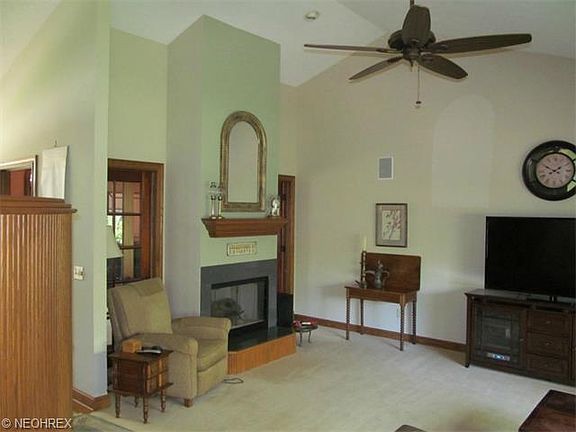 4th image of 2586 Sherwood Dr
