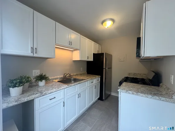 205 Virginia Avenue #205, Bridgeport, CT 06610