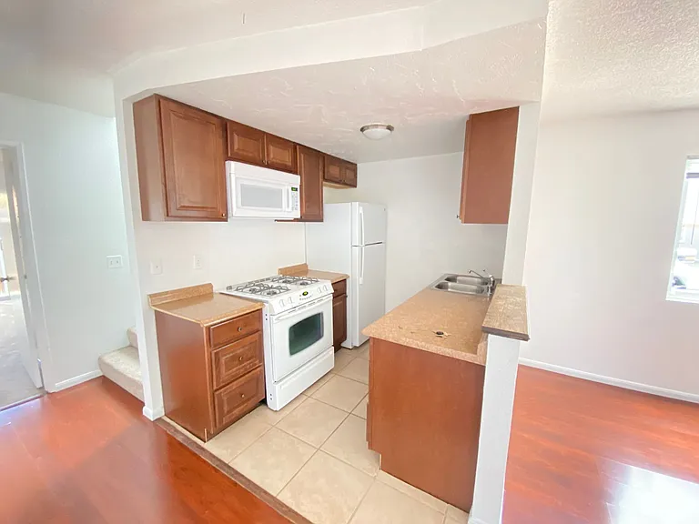 4575 Oregon St #1 — Photo 4