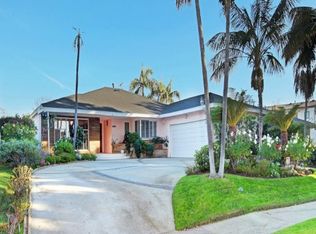 2216 Duxbury Cir, Los Angeles, CA 90034
