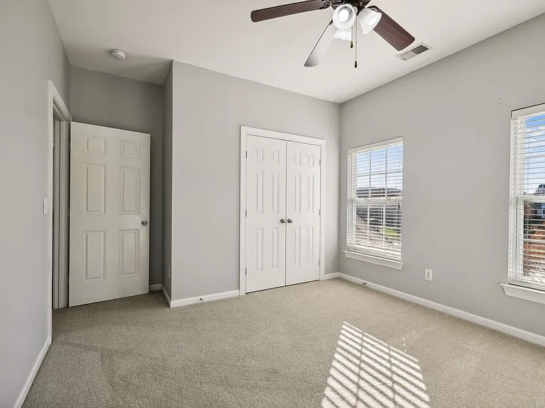524 Pennystone Dr — Photo 29