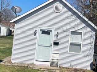 3757 1/2 Herbert St, Mogadore, OH 44260