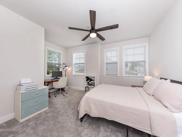 5273 Twilight Ct — Photo 11