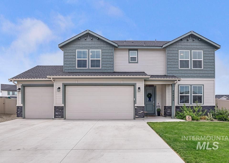 1st image of 20455 Weymouth Pl