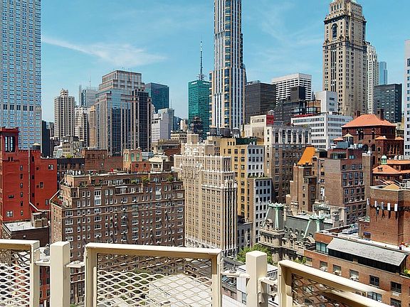5th image of 30 Park Ave #210PHB