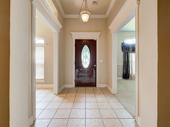 5th image of 7529 NW 133rd St