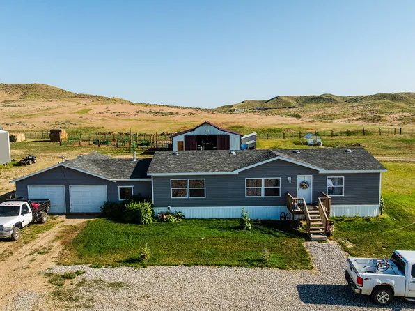 1336 Sussex Rd, Kaycee, WY 82639