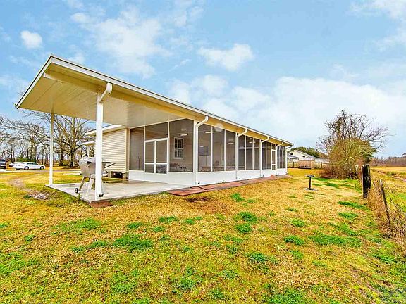 4th image of 232 Bayou Vista Dr
