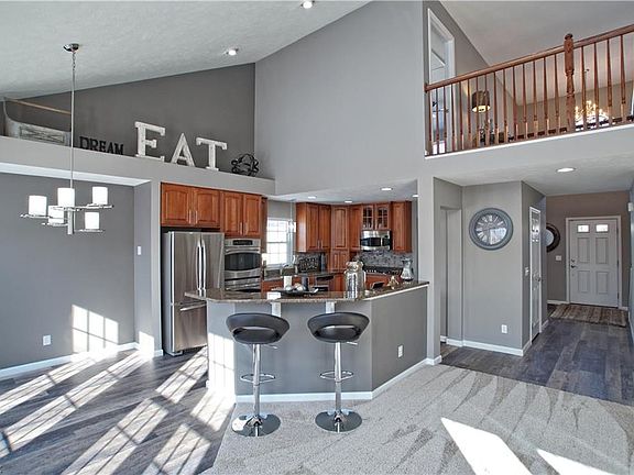 3rd image of 500 Cebarberry Ct