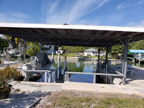 5th image of 180 Mockingbird Ln