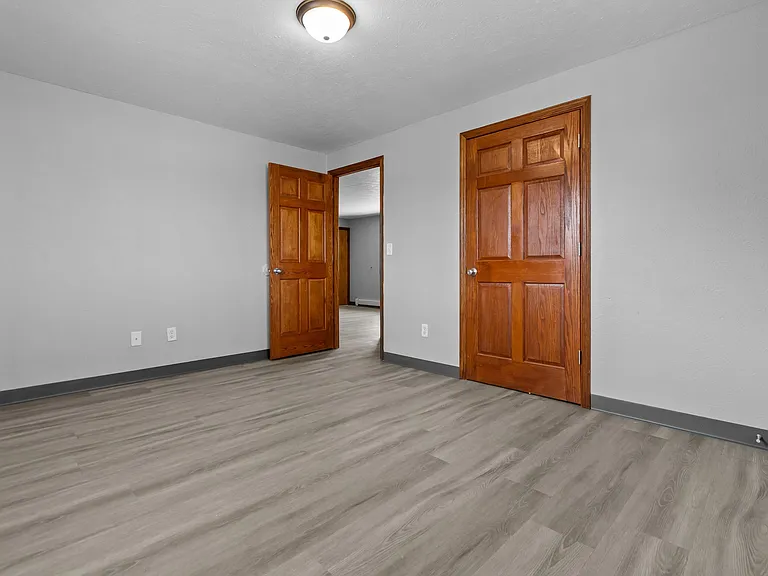 Moraine Terrace Apartments — Photo 10