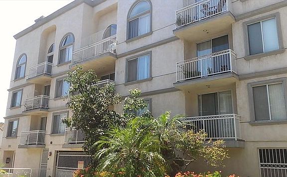 4th image of 1211 S Shenandoah St APT 103