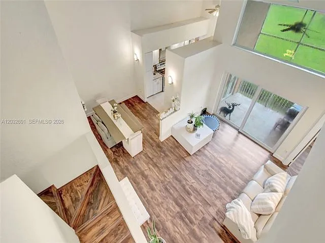 16339 Malibu Dr #22 — Photo 8