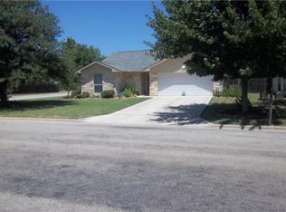 2100 8th St, Brownwood, TX 76801