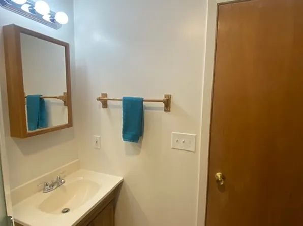 225 Pioneer Dr APT 31, Bozeman, MT 59715