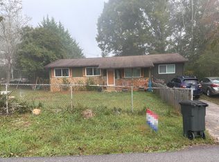 516 Hillcrest Dr, Mc Caysville, GA 30555