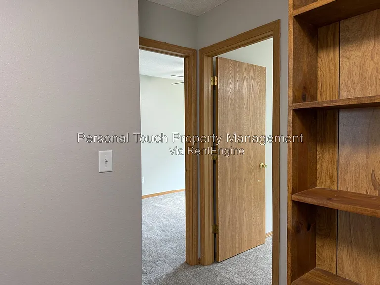 2143 2nd Ave E — Photo 16