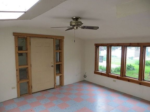 4th image of 12525 S Bishop St