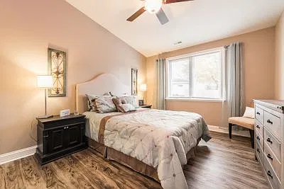 1 bed, 1100 sqft, $1,835 — Photo 4