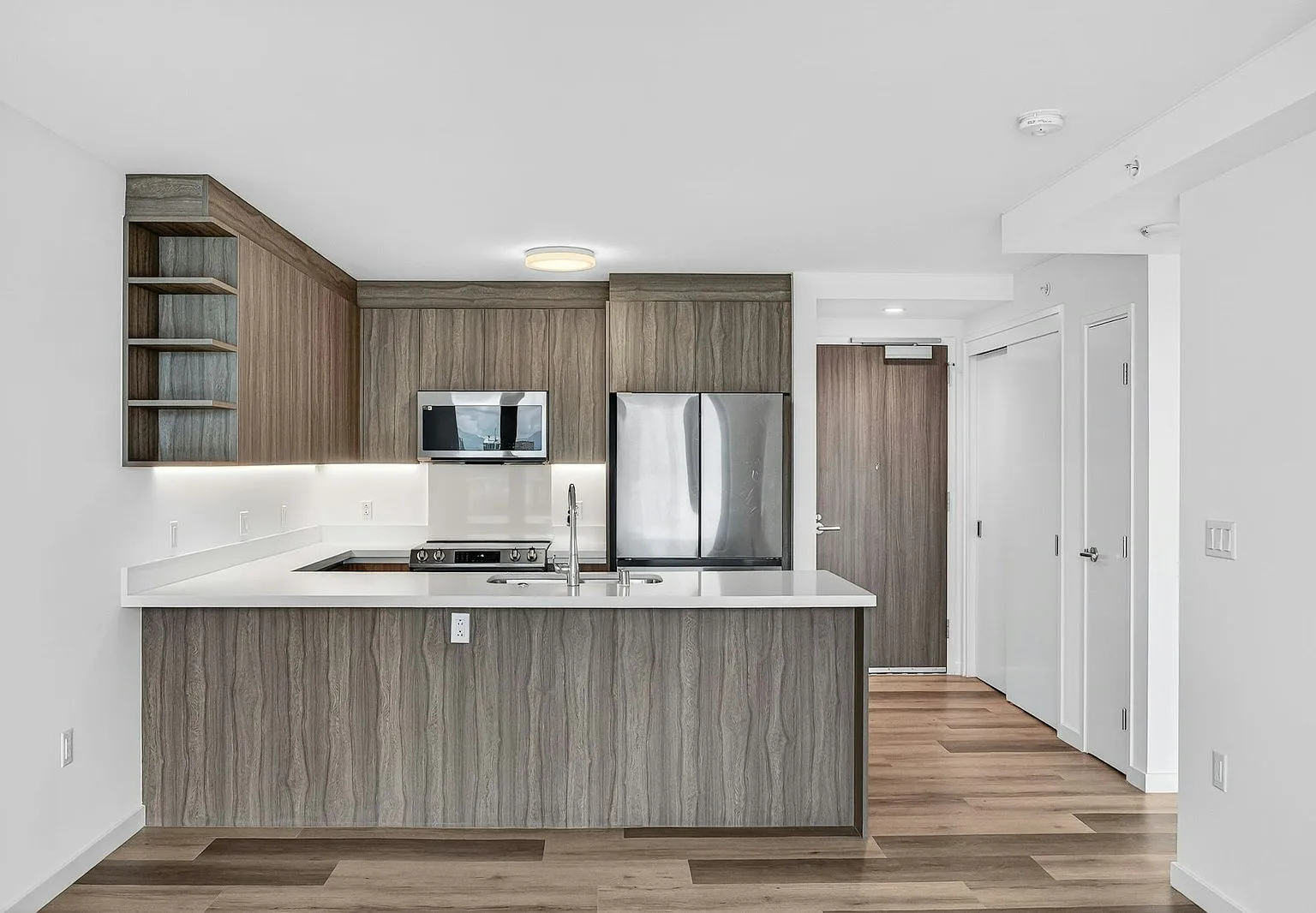 1500 Rycroft Street, Unit 2306 — Photo 4
