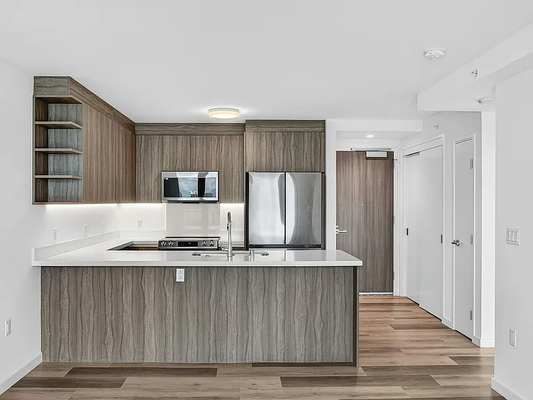 1500 Rycroft St #2306 — Photo 4