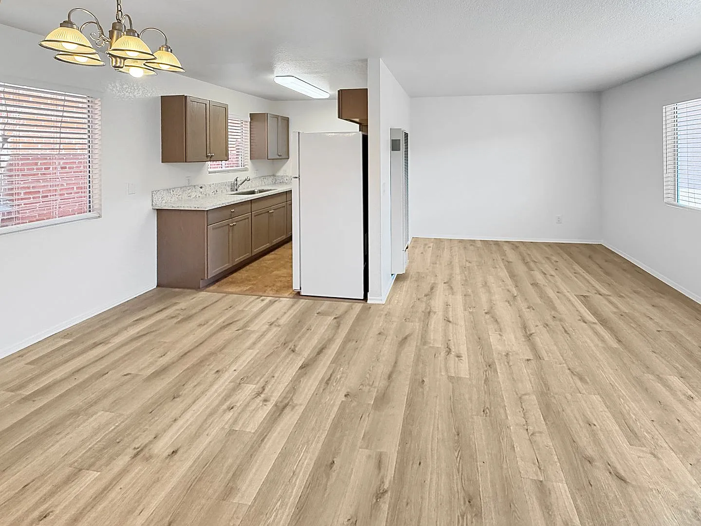 4025 Oakwood Ave — Photo 4