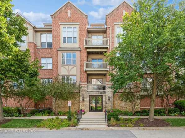 1739 Tudor Ln Unit 109, Northbrook, IL 60062