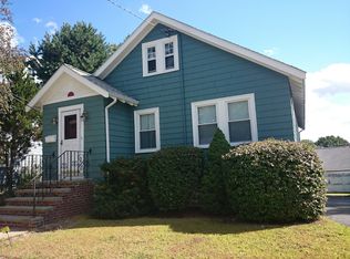 80 Billings St, West Roxbury, MA 02132
