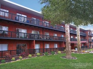8009 Campbell St APT 313, Kansas City, MO 64131