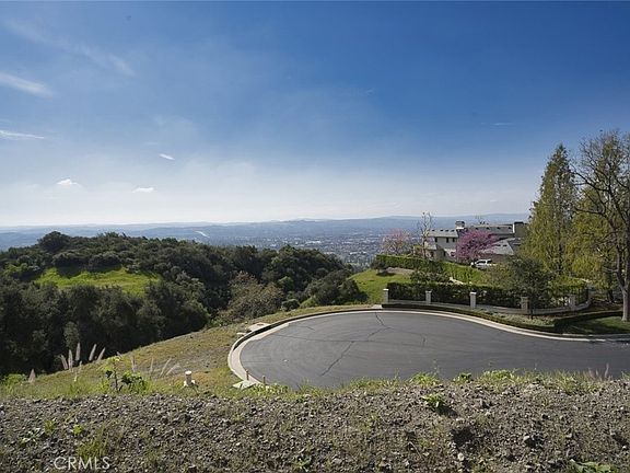 3rd image of 685 Gordon Highlands Rd #10