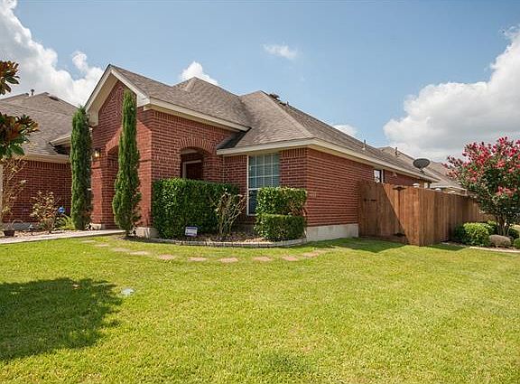 3rd image of 13600 Glen Mark Dr