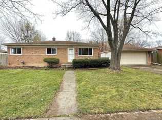 22903 Katzman St, Clinton Township, MI 48035