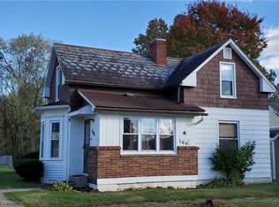160 East St, Lore City, OH 43755