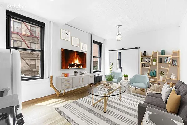 Rented by Sotheby's International Realty | media 7