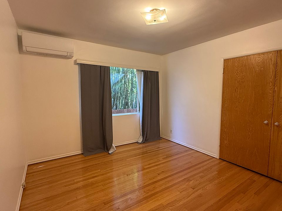 1st image of 7628 Norton Ave #7628