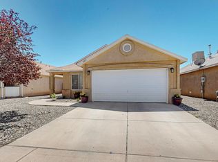 242 Quetzal Dr SW, Albuquerque, NM 87105