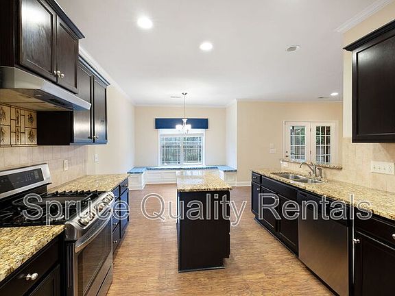 4th image of 4418 Cottendale Dr