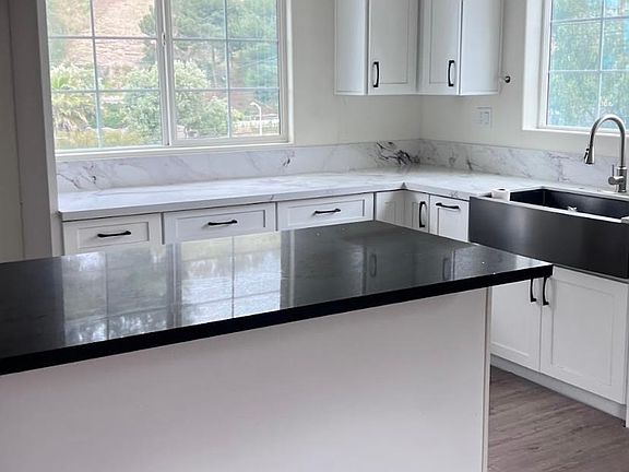 2nd image of 10189 Maude Ave
