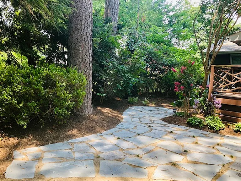 205 Woodroof Rd — Photo 4